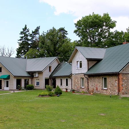 Imantas Nams Hotel Jurkalne Bagian luar foto