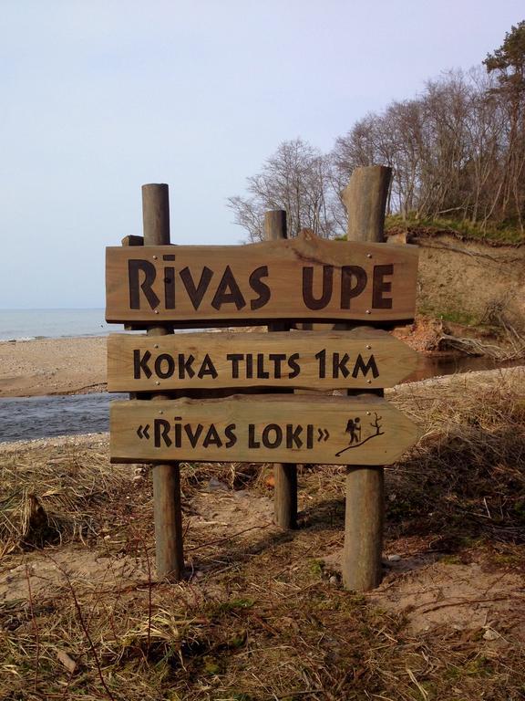 Imantas Nams Hotel Jurkalne Bagian luar foto