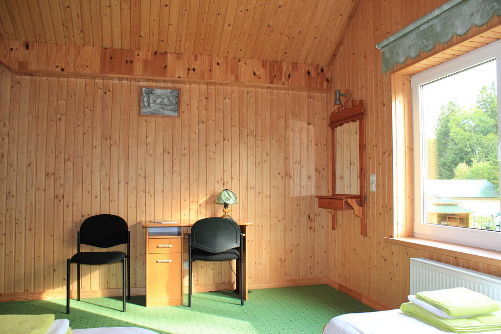 Imantas Nams Hotel Jurkalne Ruang foto